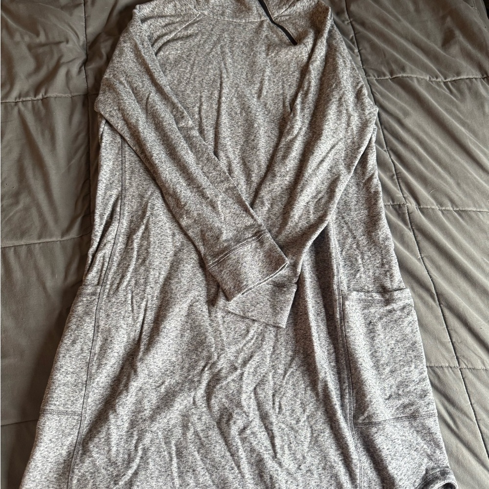 Talbots Men’s Heather Gray Sweater with Black Trim